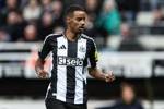 罗比-基恩：相比于阿尔瓦雷斯和约克雷斯，伊萨克更适合利物浦